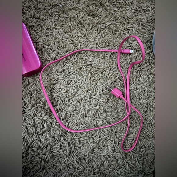 Battery Charger - Picture 2 of 3